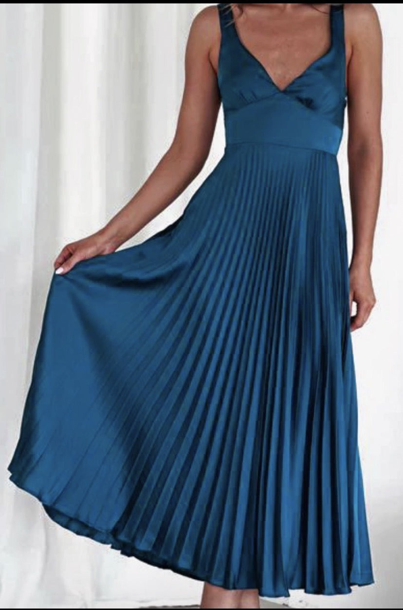 NADIA - Elegante Vestido Largo con Caída Suave